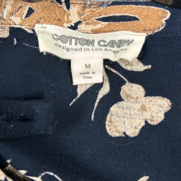 Lightweight Tunic Style Top - Picture 10 of 13